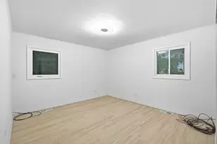 136 Well St, Park Forest, IL 60466 - Photo 9