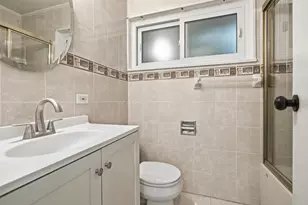 136 Well St, Park Forest, IL 60466 - Photo 11