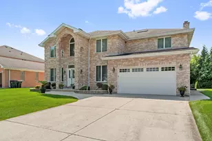 417 E Noyes St, Arlington Heights, IL 60005 - Photo 1
