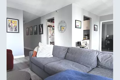 3660 N Lake Shore Drive #2401, Chicago, IL 60613 - Photo 5