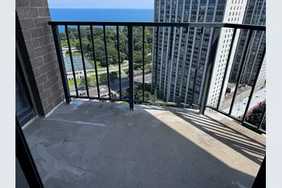 3660 N Lake Shore Drive #2401, Chicago, IL 60613 - Photo 9