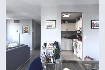 3660 N Lake Shore Drive #2401, Chicago, IL 60613 - Photo 7