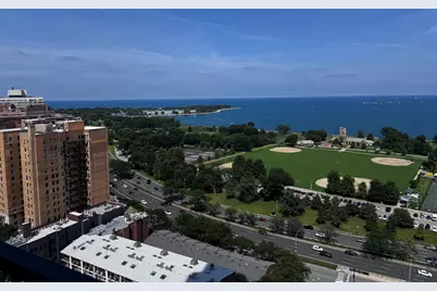 3660 N Lake Shore Drive #2401, Chicago, IL 60613 - Photo 11