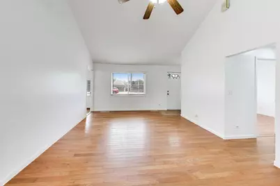 119 W Elmwood Avenue, West Chicago, IL 60185 - Photo 5