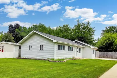 119 W Elmwood Avenue, West Chicago, IL 60185 - Photo 3