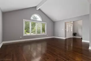 9441 Witham Ln, Woodridge, IL 60517 - Photo 7