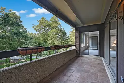 1409 Burr Oak Road #310A, Hinsdale, IL 60521 - Photo 7