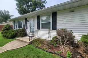 507 N Elkton St, Okawville, IL 62271 - Photo 3