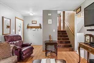 14101 Perkins Rd, Woodstock, IL 60098 - Photo 7