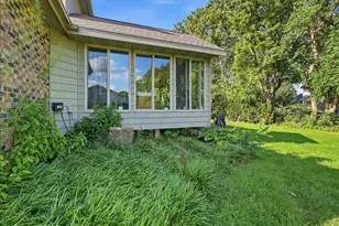 2105 Berrywood Ln, Bloomington, IL 61704 - Photo 49