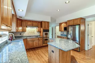 5420 Belmont Ct, Libertyville, IL 60048 - Photo 27