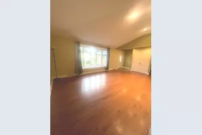 10257 S 82nd Court, Palos Hills, IL 60465 - Photo 5