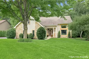 3425 Burr Oak Ln, Island Lake, IL 60042 - Photo 1