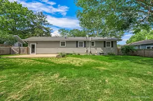 326 Farview Dr, North Aurora, IL 60542 - Photo 37