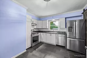 326 Farview Dr, North Aurora, IL 60542 - Photo 15