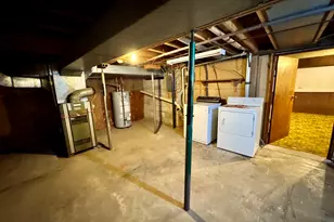 335 N Washington St, Tiskilwa, IL 61368 - Photo 25