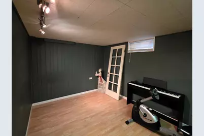 605 E Maple Avenue, Mundelein, IL 60060 - Photo 27