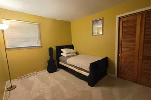 605 E Maple Ave, Mundelein, IL 60060 - Photo 9