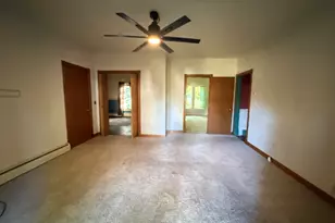 1012 Richard St, Henry, IL 61537 - Photo 13