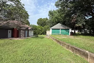 1012 Richard St, Henry, IL 61537 - Photo 5