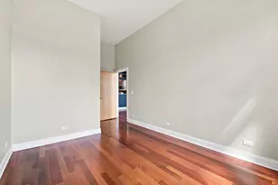 4755 N Washtenaw Ave, Chicago, IL 60625 - Photo 9