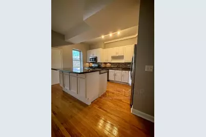 1108 E Marquette Road #207, Chicago, IL 60637 - Photo 3