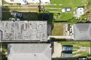 2025 N Lawler Ave, Chicago, IL 60639 - Photo 29