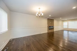 9407 S Indiana Ave, Chicago, IL 60619 - Photo 5