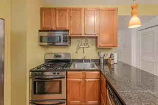 4016 N Spaulding Ave, Chicago, IL 60618 - Photo 11