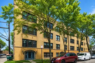 4016 N Spaulding Ave, Chicago, IL 60618 - Photo 1