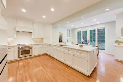 197 N Green Bay Road, Lake Forest, IL 60045 - Photo 17