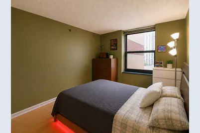 3660 N Lake Shore Drive #713, Chicago, IL 60613 - Photo 15