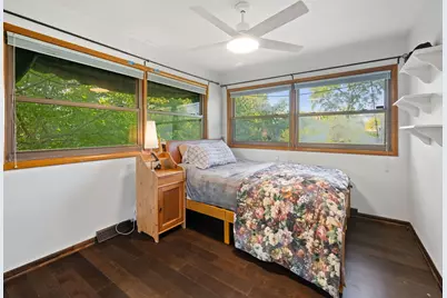 2250 White Oak Drive, Northbrook, IL 60062 - Photo 23