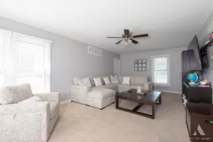 1415 Churchill Rd, Schaumburg, IL 60195 - Photo 15