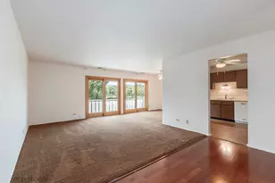 228 Arrowwood Ct, Schaumburg, IL 60193 - Photo 3