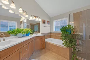 585 Marseilles Cir, Buffalo Grove, IL 60089 - Photo 17