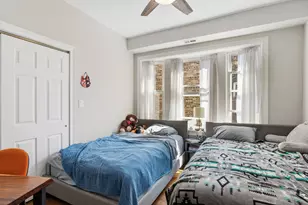 6454 N Bosworth Ave, Chicago, IL 60626 - Photo 17