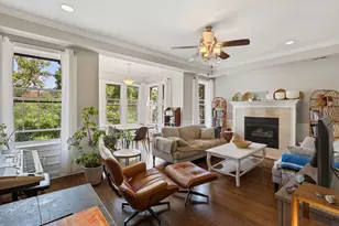 6454 N Bosworth Ave, Chicago, IL 60626 - Photo 3
