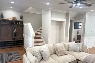 1323 Home Ave, Berwyn, IL 60402 - Photo 5
