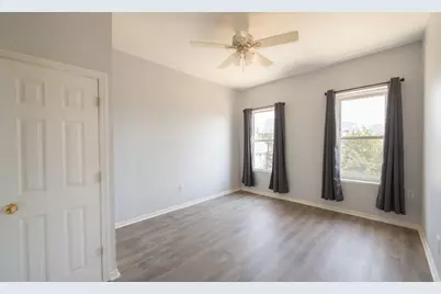 1309 W Huron Street #3R, Chicago, IL 60642 - Photo 3