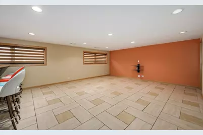9414 Ozanam Avenue, Morton Grove, IL 60053 - Photo 17