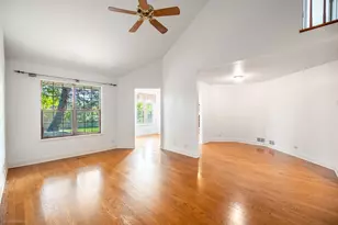 625 Sutton Ct, Wheeling, IL 60090 - Photo 5