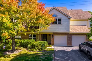 625 Sutton Ct, Wheeling, IL 60090 - Photo 1