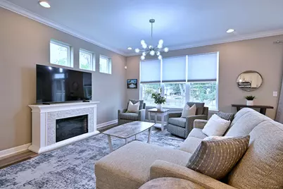 768 Eagle Court, Addison, IL 60101 - Photo 7