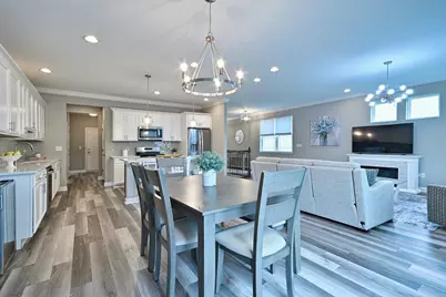 768 Eagle Court, Addison, IL 60101 - Photo 17