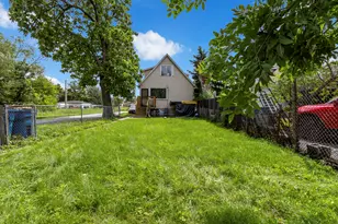 528 E 156th St, Harvey, IL 60426 - Photo 27