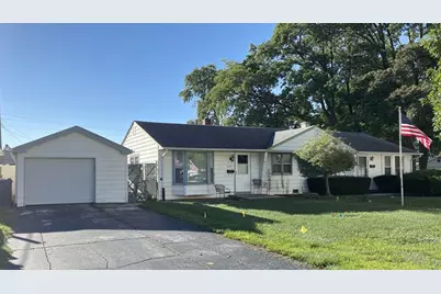 8957 S Main Street, Hometown, IL 60456 - Photo 1