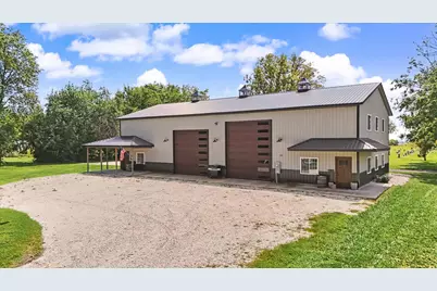 652 E Summer Street, Paxton, IL 60957 - Photo 9