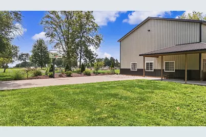 652 E Summer Street, Paxton, IL 60957 - Photo 41