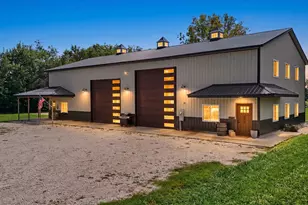 652 E Summer St, Paxton, IL 60957 - Photo 1
